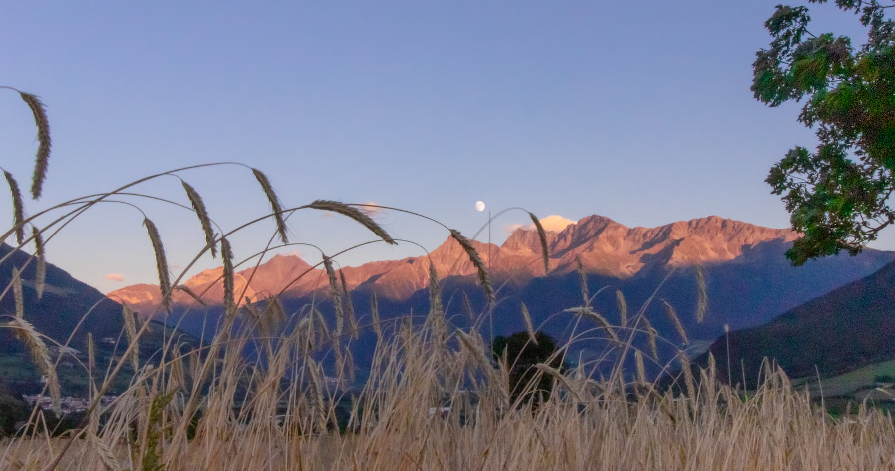 Vinschgau bei Mondlicht – Landschaft und Berge im Obervinschgau